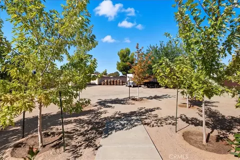 Exterior - 7344 Oxford Ave, Hesperia, CA 92345 photo 7 of 18