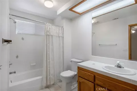 Bath - 10636 Regency Rd, Hesperia, CA 92345 photo 2 of 3