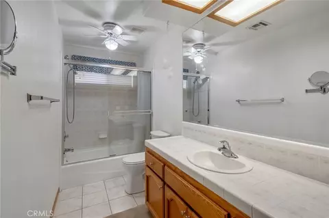 Bath - 10636 Regency Rd, Hesperia, CA 92345 photo 3 of 3