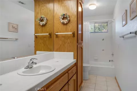 Bath - 10636 Regency Rd, Hesperia, CA 92345 photo 1 of 3