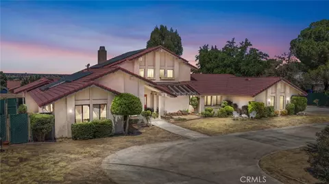 13094 Modoc Ct, Apple Valley, CA 92308