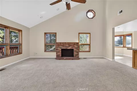 Living - 5328 Shirley J, Wrightwood, CA 92397 photo 11 of 12