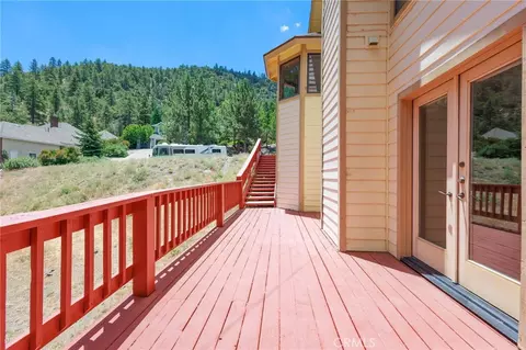 Exterior - 5328 Shirley J, Wrightwood, CA 92397 photo 4 of 8