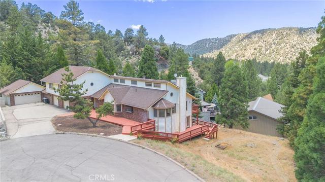 5328 Shirley J, Wrightwood, CA 92397