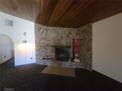 Living - 141 Crooks, Barstow, CA 92311 photo 2 of 2