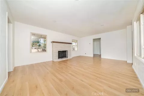 Living - 14387 Jicarilla Rd, Apple Valley, CA 92307 photo 2 of 3