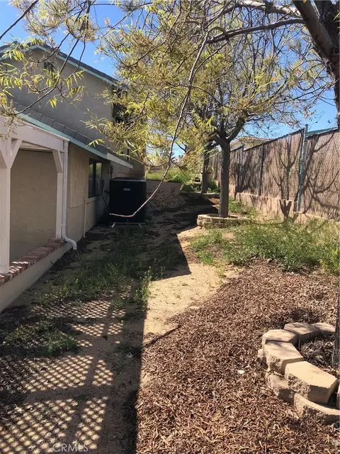 Exterior - 15492 Lenca, Apple Valley, CA 92307 photo 5 of 6