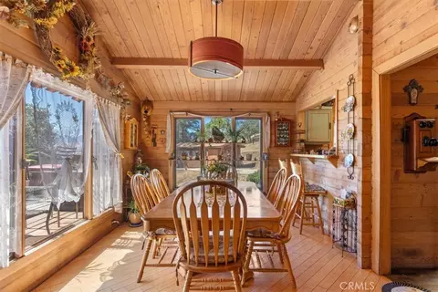 Dining - 24087 Clover Spg, Tehachapi, CA 93561 photo 1 of 2