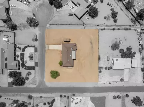 View/Area - 19456 Saint Timothy Ln, Apple Valley, CA 92307 photo 4 of 4