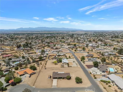 View/Area - 19456 Saint Timothy Ln, Apple Valley, CA 92307 photo 2 of 4