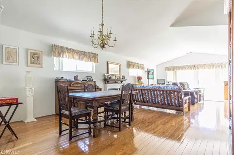 Dining - 19581 Saint Andrews Way, Apple Valley, CA 92308 photo 1 of 4