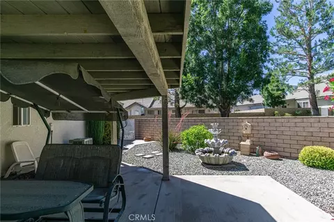 Exterior - 19581 Saint Andrews Way, Apple Valley, CA 92308 photo 7 of 10