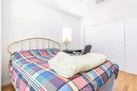 Bedroom - 19581 Saint Andrews Way, Apple Valley, CA 92308 photo 7 of 8
