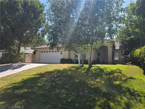 13030 Palos Grande Dr, Victorville, CA 92395