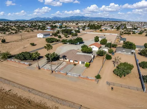 8756 Oakwood, Hesperia, CA 92345