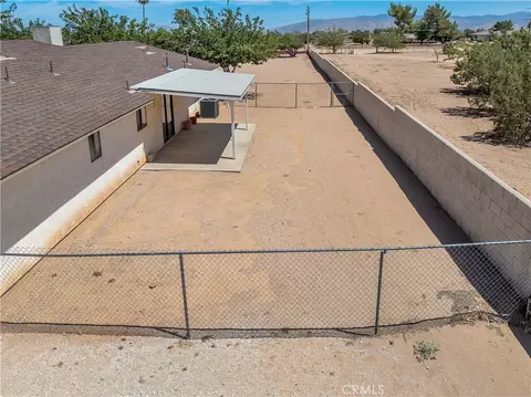 Exterior - 8756 Oakwood, Hesperia, CA 92345 photo 7 of 8