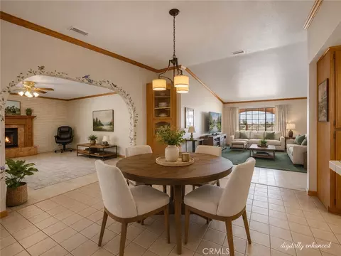 Dining - 8756 Oakwood, Hesperia, CA 92345 photo 1 of 3