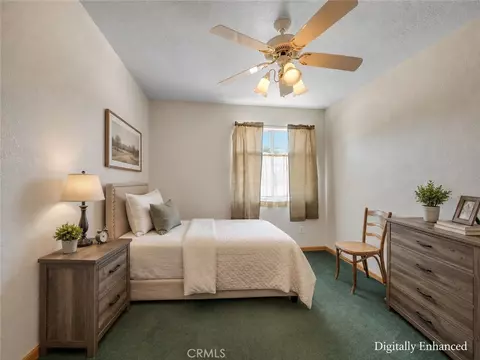 Bedroom - 8756 Oakwood, Hesperia, CA 92345 photo 5 of 12