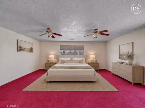 Bedroom - 8756 Oakwood, Hesperia, CA 92345 photo 2 of 14