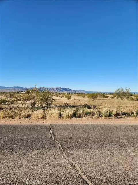 0 Nomwaket Ln, Apple Valley, CA 92308