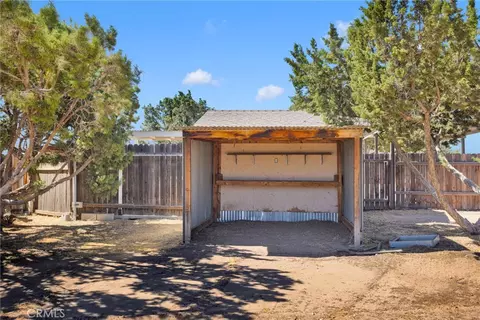 Exterior - 6919 Coriander, Oak Hills, CA 92344 photo 15 of 17