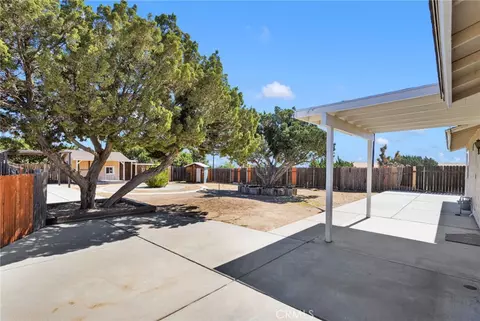 Exterior - 6919 Coriander, Oak Hills, CA 92344 photo 6 of 17
