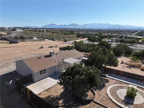View/Area - 6919 Coriander, Oak Hills, CA 92344 photo 6 of 7