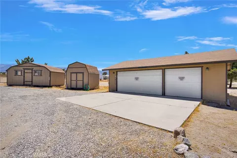 3183 Mcmillan Rd, Phelan, CA 92371 photo 9