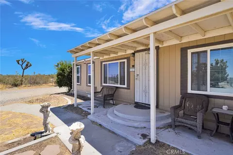 3183 Mcmillan Rd, Phelan, CA 92371 photo 2