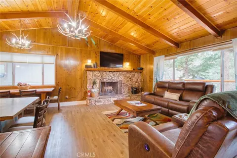 779 Oriole, Wrightwood, CA 92397 photo 3