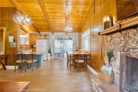 Dining - 779 Oriole, Wrightwood, CA 92397 photo 2 of 3