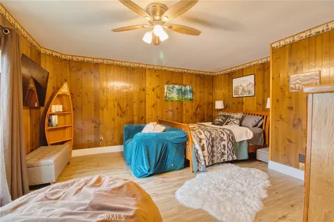 Bedroom - 779 Oriole, Wrightwood, CA 92397 photo 2 of 11