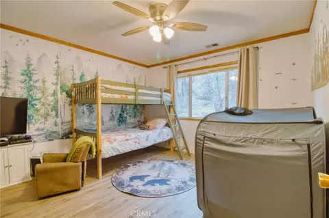 Bedroom - 779 Oriole, Wrightwood, CA 92397 photo 4 of 11