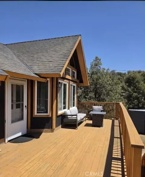 Exterior - 46354 Vale Dr, Big Bear City, CA 92314 photo 2 of 2