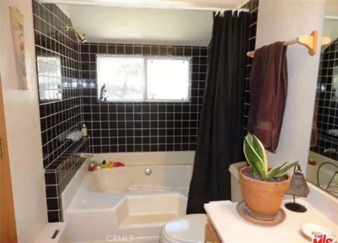 Bath - 46354 Vale Dr, Big Bear City, CA 92314 photo 2 of 2