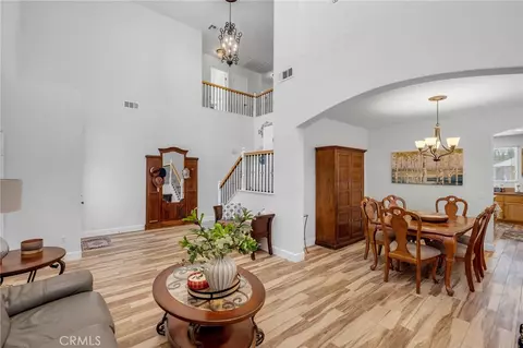 Entry Way - 14435 Arthur, Oak Hills, CA 92344 photo 2 of 6