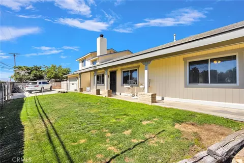 Exterior - 11590 Peach, Hesperia, CA 92345 photo 1 of 5