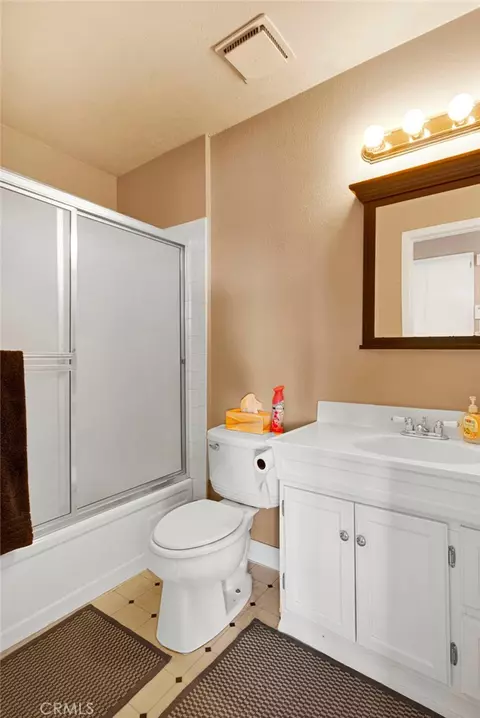 Bath - 11590 Peach, Hesperia, CA 92345 photo 2 of 5