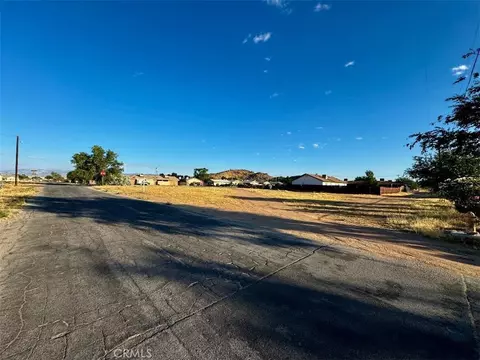 154 Broken Bow Rd, Apple Valley, CA 92307 photo 8