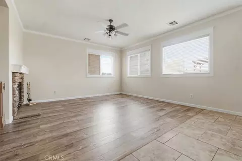 Living - 1160 Madrona, Barstow, CA 92311 photo 2 of 6
