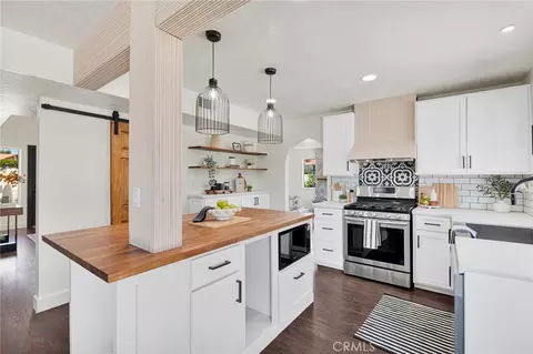 Kitchen - 14204 Tehachapi Rd, Apple Valley, CA 92307 photo 3 of 5