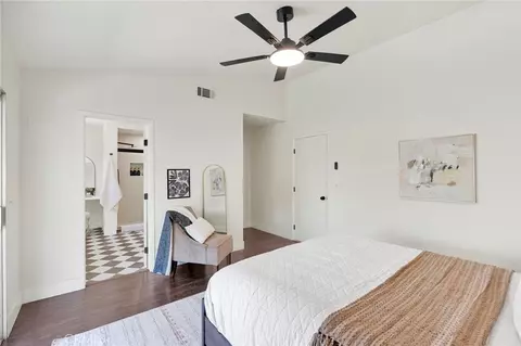Bedroom - 14204 Tehachapi Rd, Apple Valley, CA 92307 photo 6 of 6