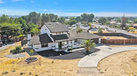 View/Area - 14204 Tehachapi Rd, Apple Valley, CA 92307 photo 8 of 8