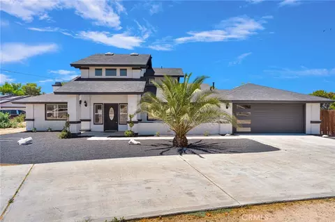 14204 Tehachapi Rd, Apple Valley, CA 92307