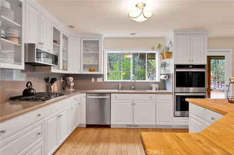 Kitchen - 2660 State, Big Bear City, CA 92314 photo 2 of 4