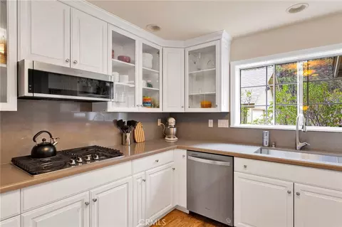 Kitchen - 2660 State, Big Bear City, CA 92314 photo 3 of 4