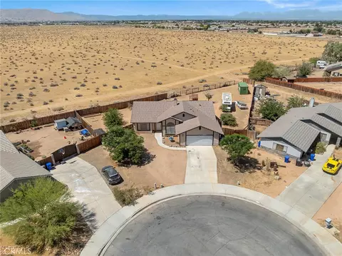 14478 Amador Ct, Apple Valley, CA 92307