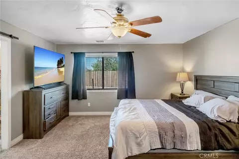 Bedroom - 14478 Amador Ct, Apple Valley, CA 92307 photo 3 of 4