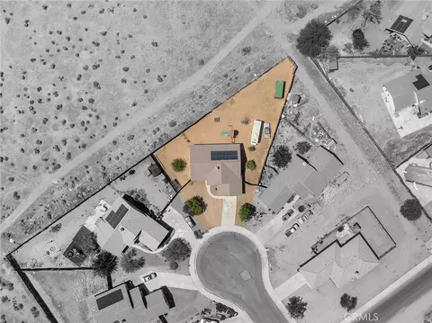 View/Area - 14478 Amador Ct, Apple Valley, CA 92307 photo 2 of 3