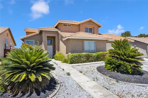 13776 Foxfire Rd, Victorville, CA 92392